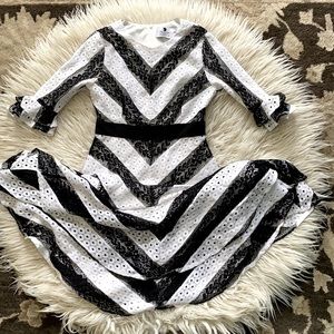 Black+white High/Lo Dainty Jewell’s Girls Dress XL